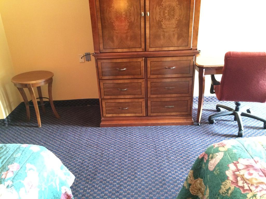 Scottish Inn - ناشفيل الغرفة الصورة